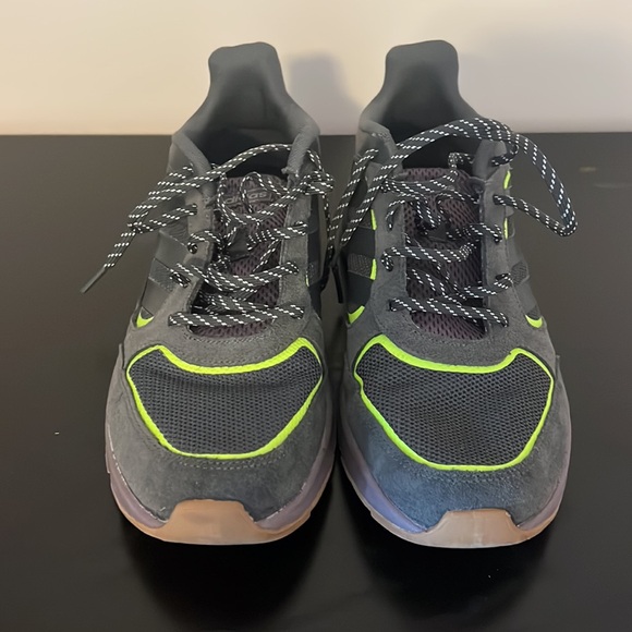 adidas 90s Valasion 'Grey Gum' EG8399 size 10 - Picture 2 of 7